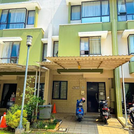 Aloha Guest House - 1 Male Only タンゲラン エクステリア 写真